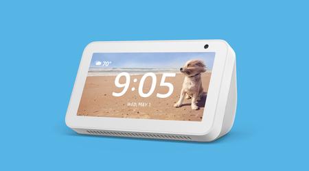 Echo Show 5 con fotocamera da 2 MP e assistente vocale Alexa integrato in vendita su Amazon con uno sconto di 50 dollari