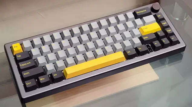 Recensione di Epomaker EK68: tastiera meccanica ...