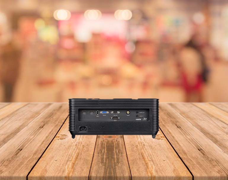 Proiettore domestico InFocus IN136