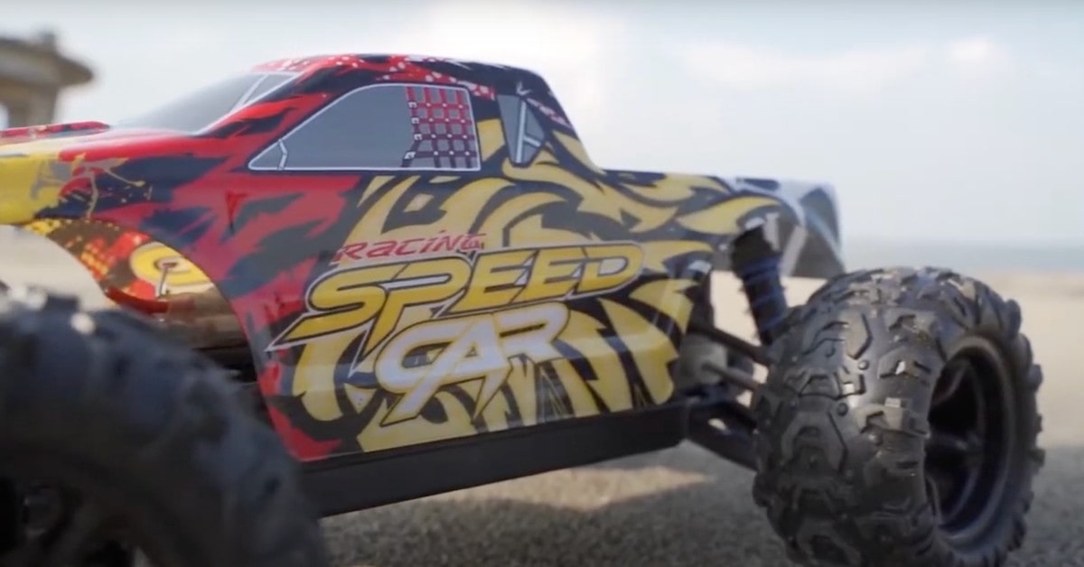 1:18 DEERC 9310 le auto radiocomandate deerc sono buone