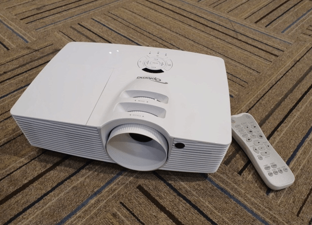 Optoma HD28dse o Optoma HD146X