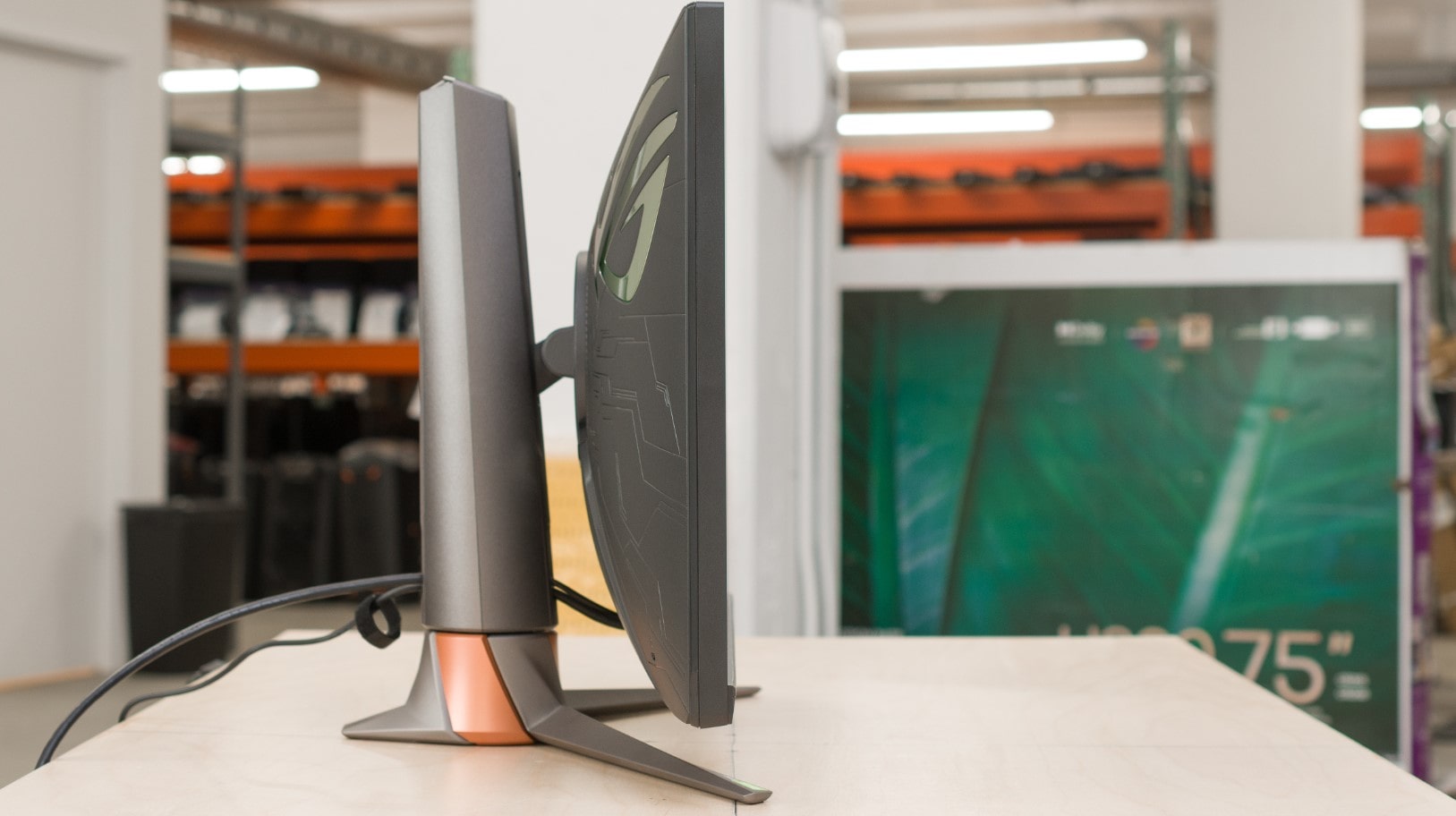 ASUS ROG Swift PG279QM, monitor da gioco professionale