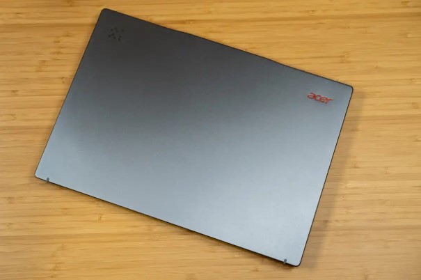 Acer Swift 14 AI Computer AI on-device