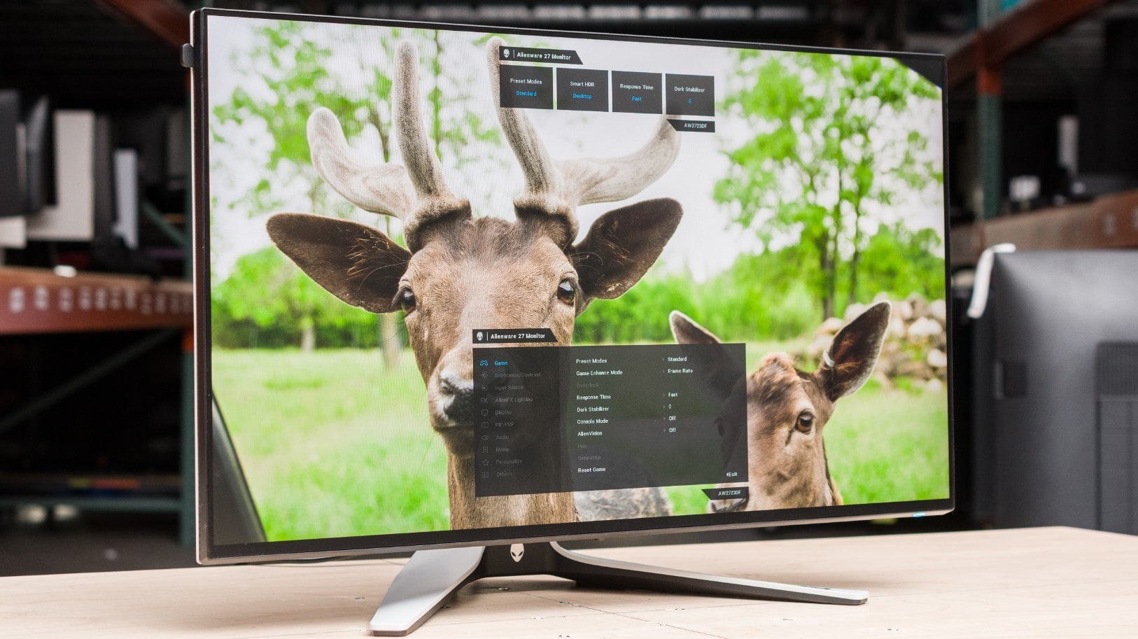 Alienware AW2723DF monitor gaming torneo