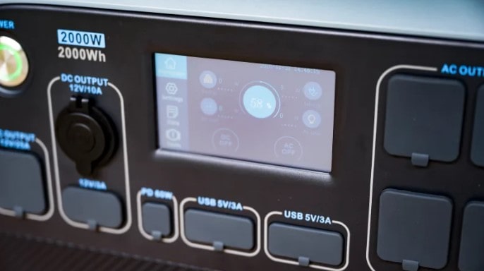 BLUETTI AC200P generatore corrente emergenza