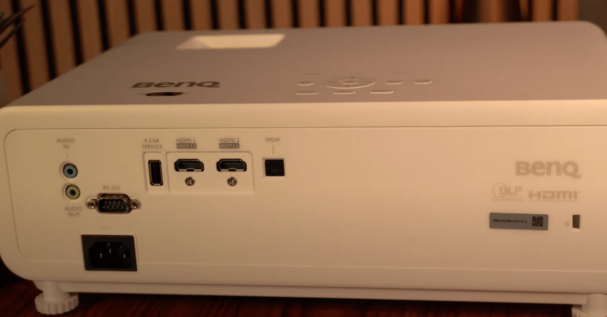 BenQ TH690ST miglior proiettore corto