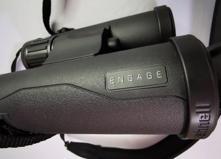 Binocolo antiappannamento Bushnell Engage X 10x42