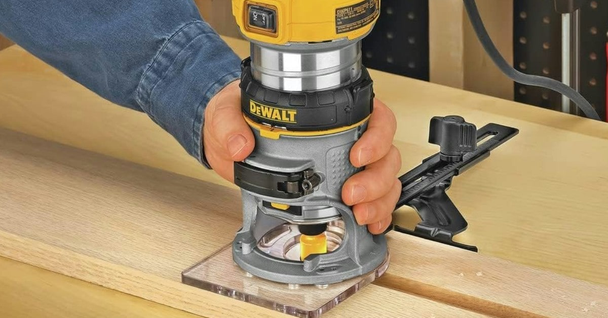 DEWALT Router DWP611 fresatrice per legno low cost