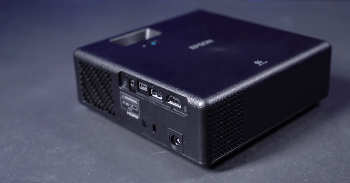 Videoproiettore Epson EpiqVision Mini EF11 sotto i 1000 euro