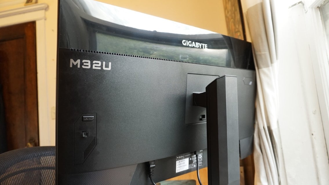 Display da gioco competitivo GIGABYTE M32U