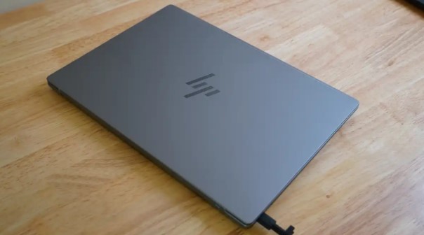 Computer portatile HP OmniBook X Copilot+ AI