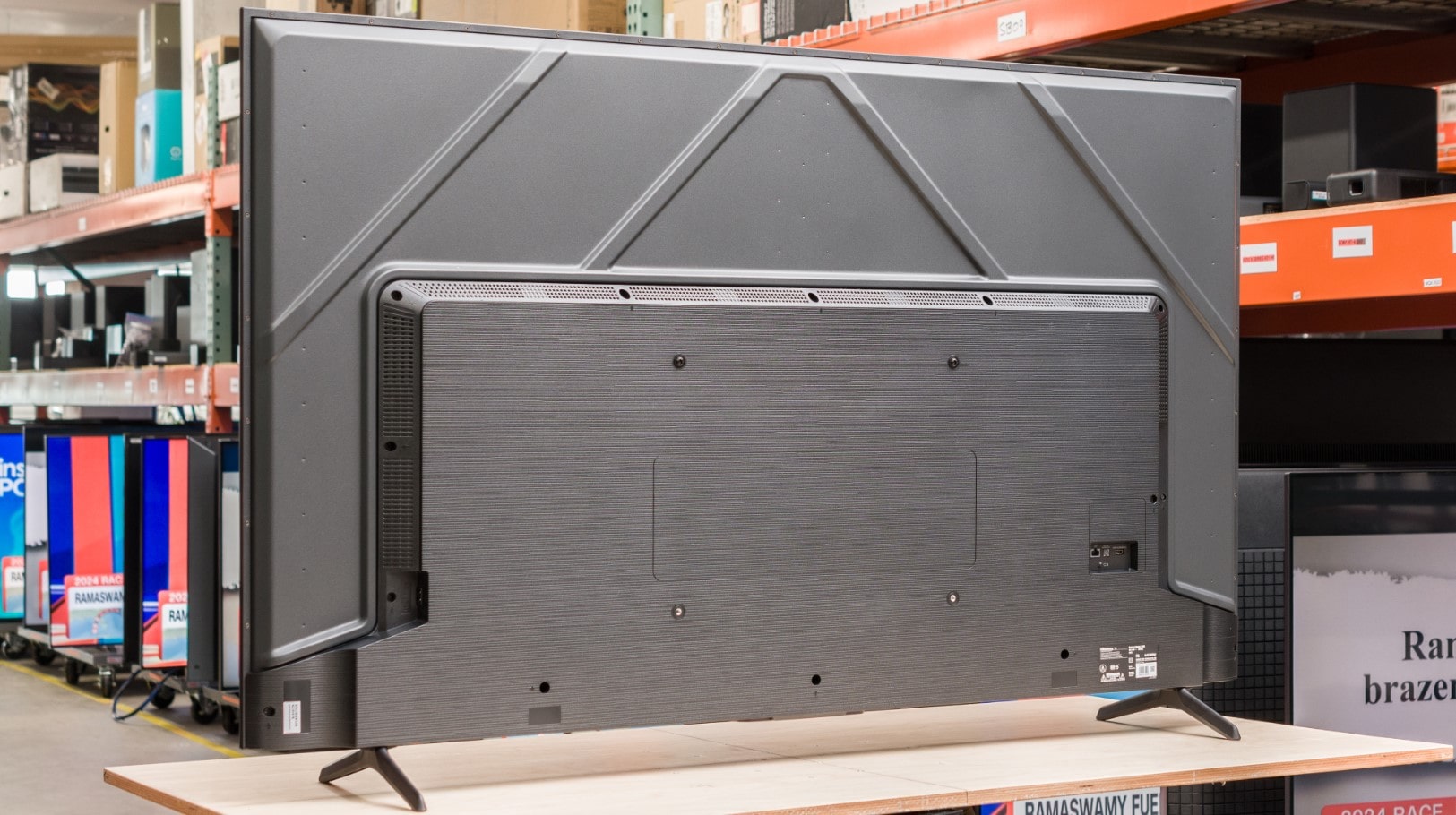 Hisense U6K tv 65 pollici sotto 1000