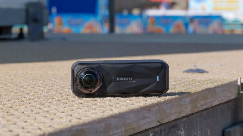 Telecamera d'azione 360 Insta360 X5