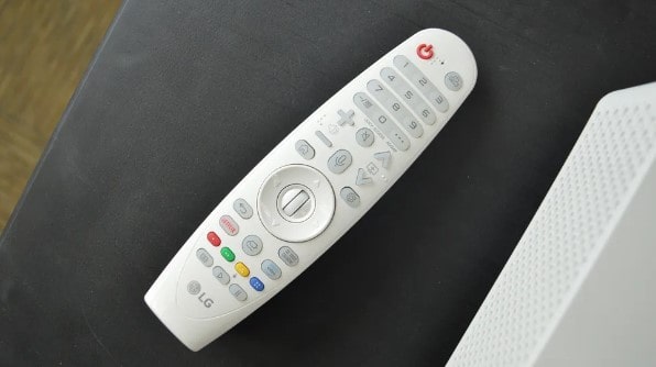 Proiettore LG CineBeam HU70LA 4k sotto i 3000 euro