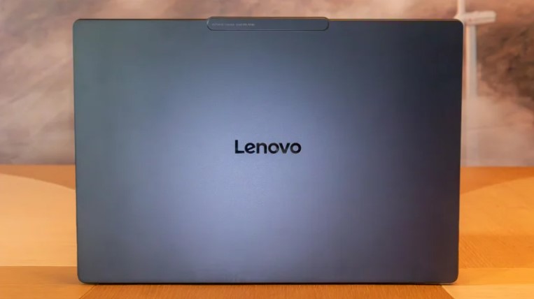 Computer portatile Lenovo Yoga Slim 7x AI