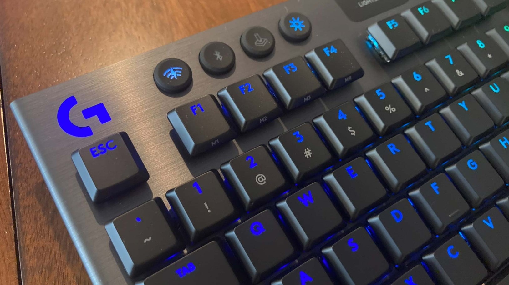 tastiera silenziosa switch Logitech G915 TKL