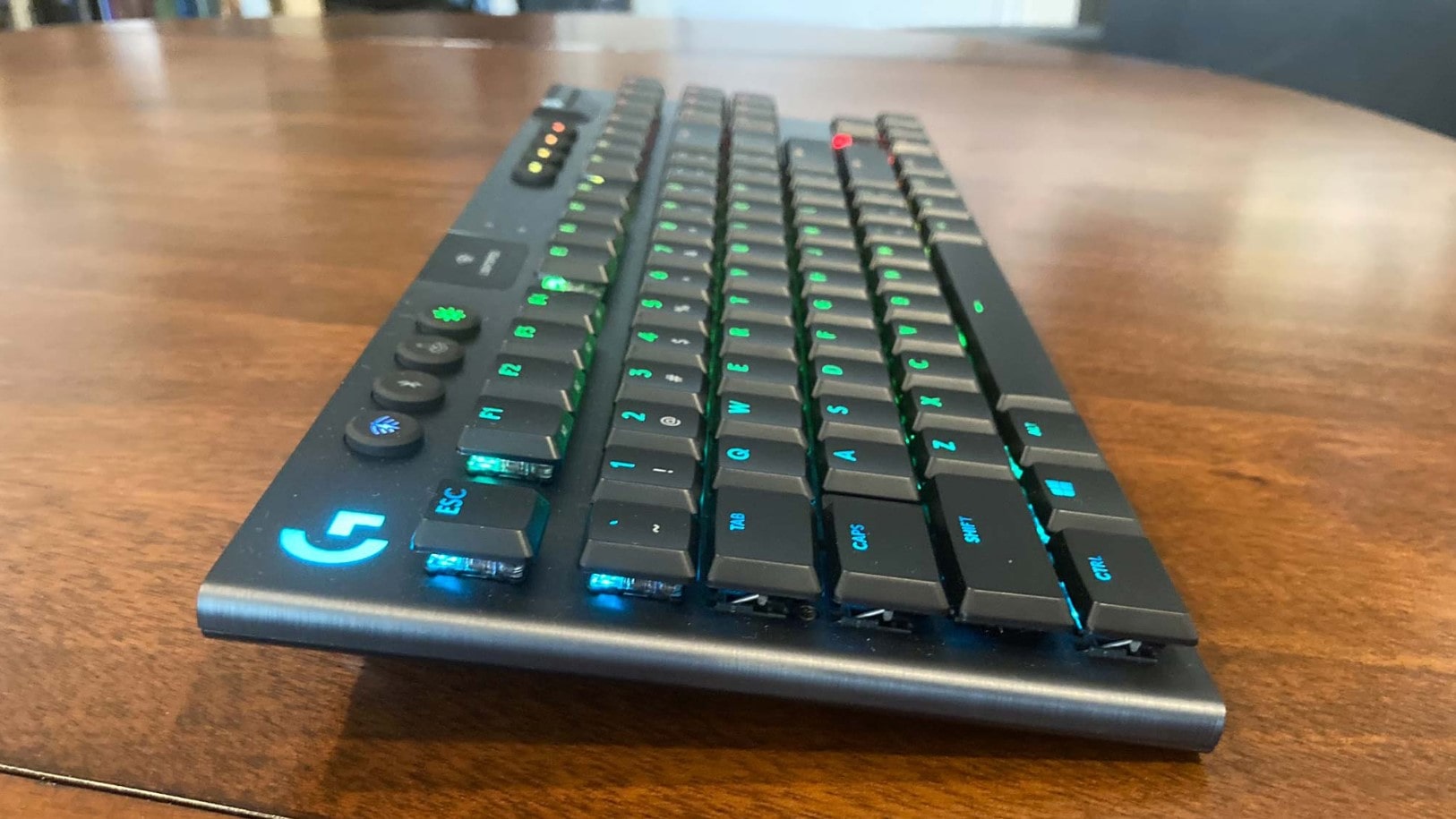Tastiera meccanica insonorizzata Logitech G915 TKL