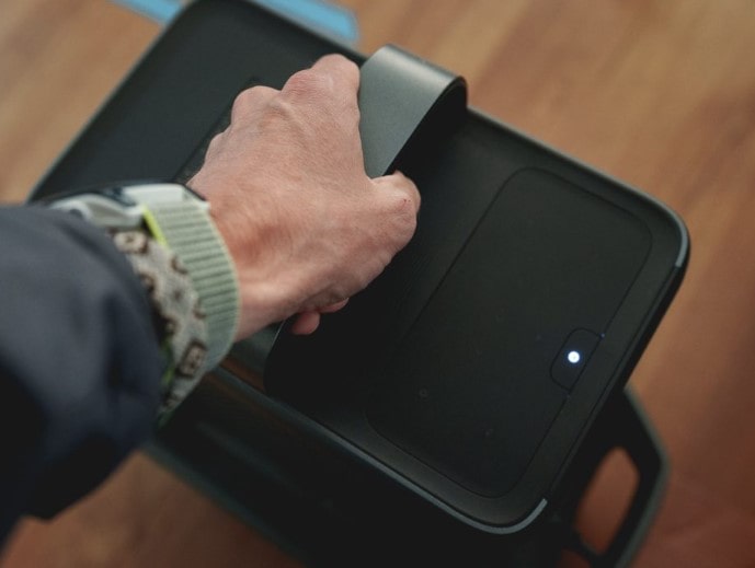 NEBULA Cosmos Laser 4K, proiettore home theater sotto i 3000 dollari