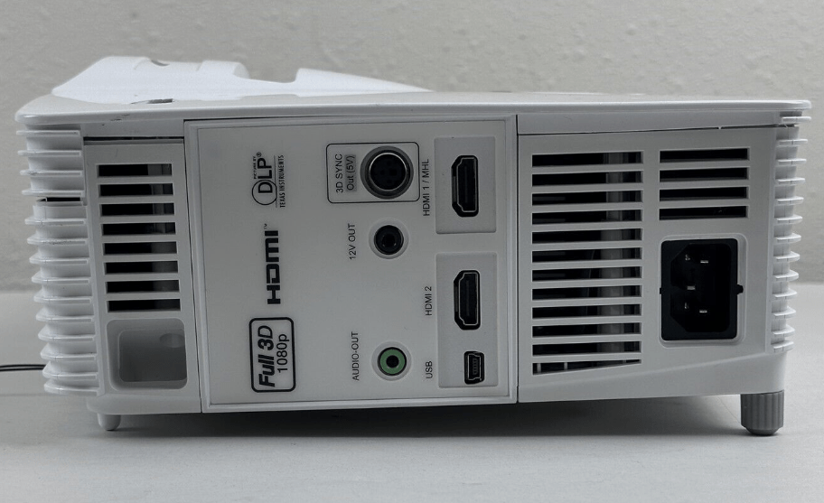 Optoma EH200ST vs Benq TH671ST