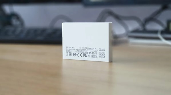 Confronto tra My Passport e One Touch