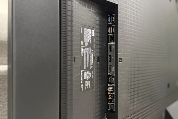 Televisore TCL QM7 Mini-LED da 55 pollici