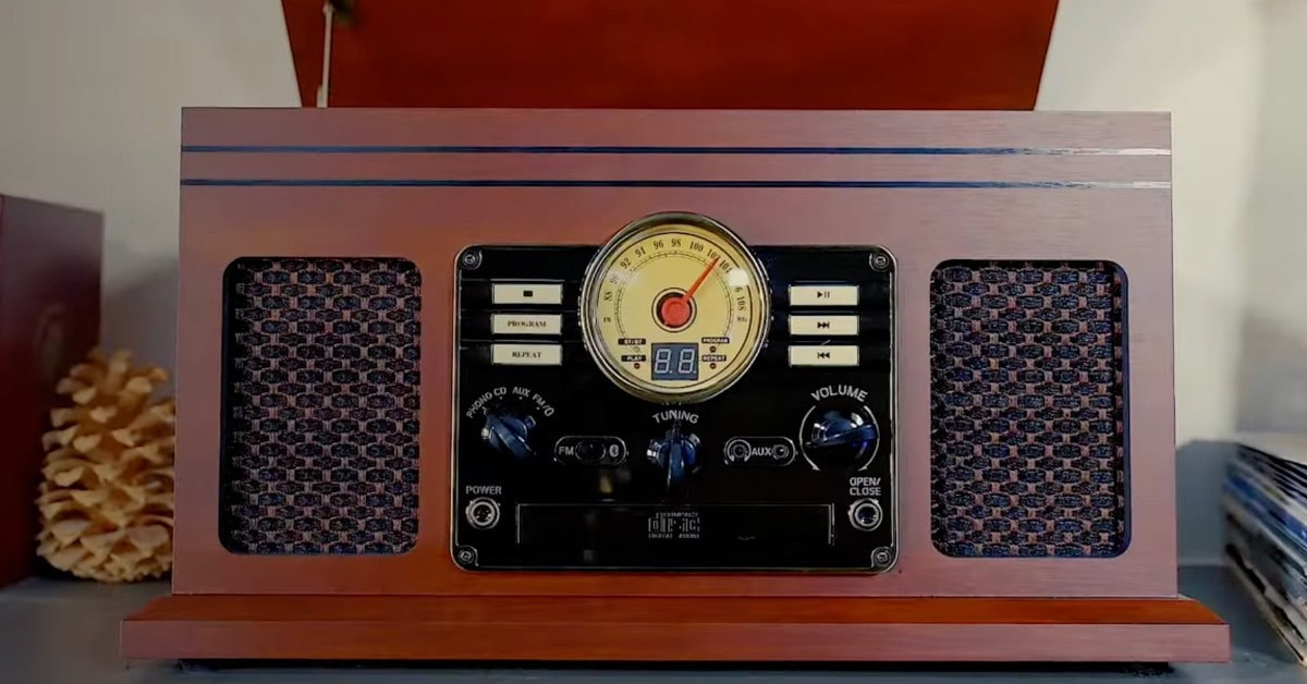 Victrola Nostalgic 6-in-1 Migliori giradischi a basso costo