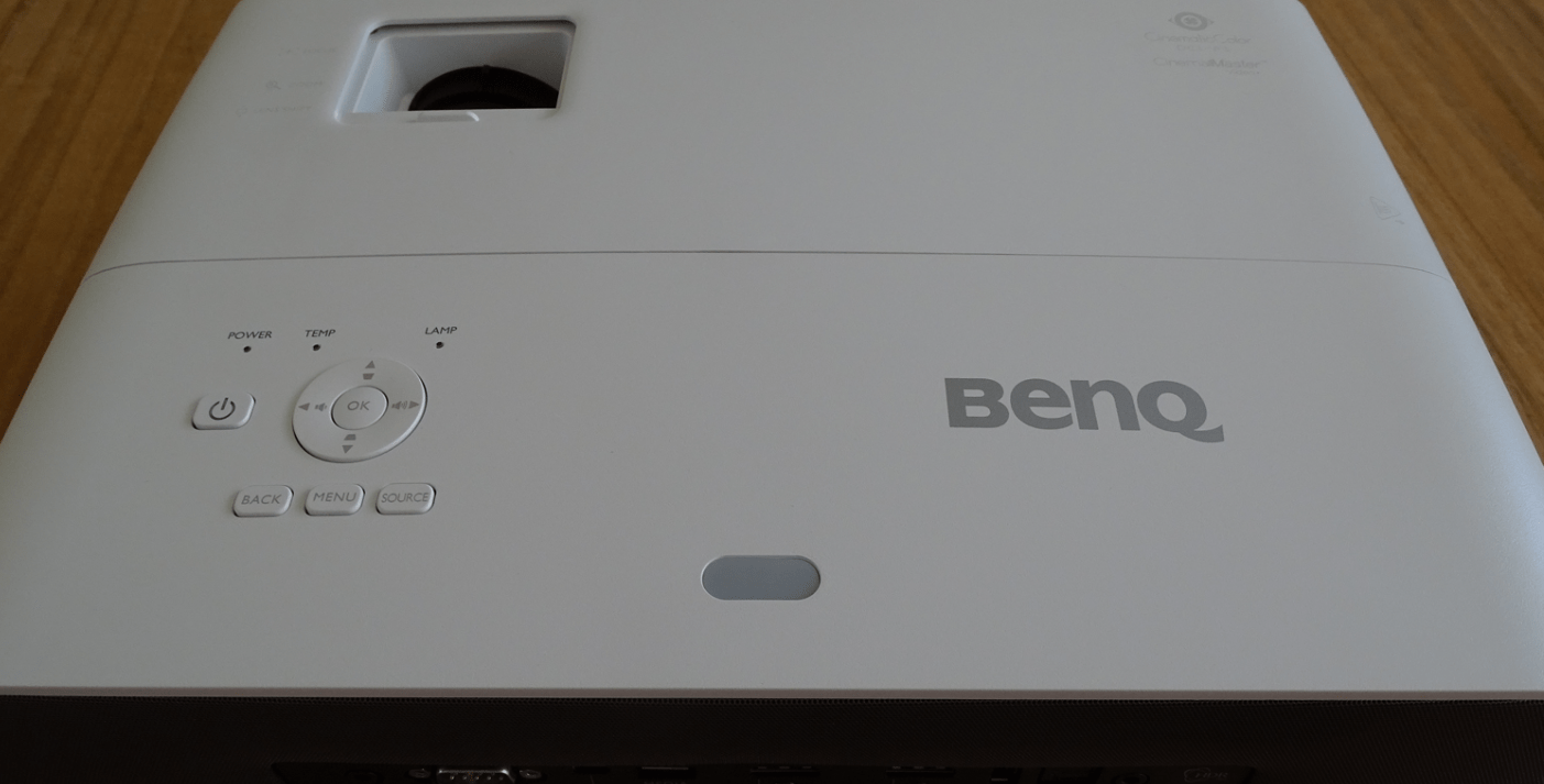 confronto TK850 vs W2700i