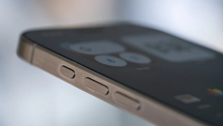 iPhone 16 Pro Max telefoni lunga durata batteria