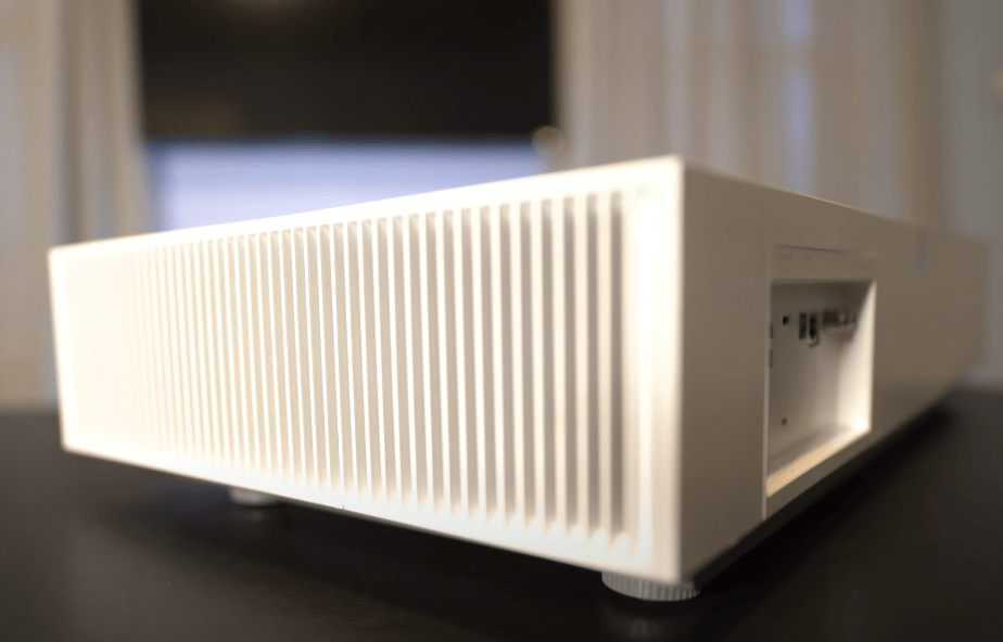 HU85LA proiettore recensione e test