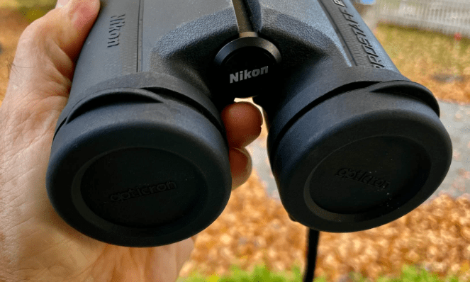 Binocolo corazzato Nikon PROSTAFF P7 10x42
