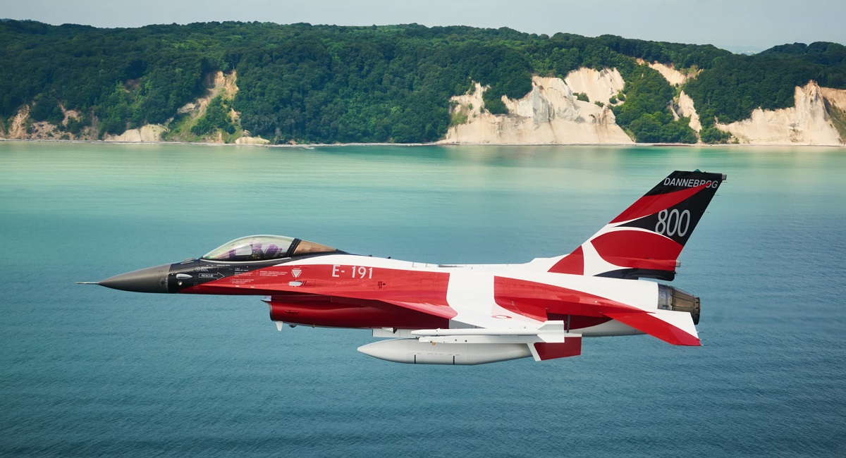 La Danimarca ha confermato ufficialmente la consegna di 19 caccia F-16 Fighting Falcon all'Ucraina - le consegne inizieranno nel 2023 La Danimarca ha confermato ufficialmente la consegna di 19 caccia F-16 Fighting Falcon all'Ucraina - le consegne inizieranno nel 2023