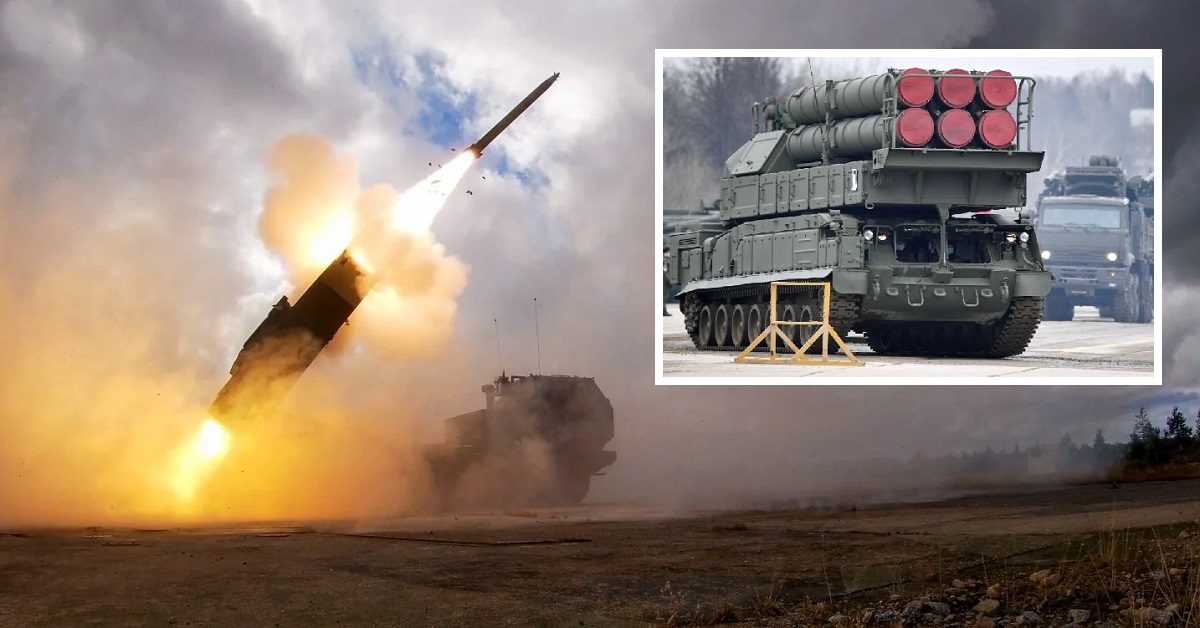 Un drone ucraino SHARK ha aiutato il sistema missilistico HIMARS a distruggere un'unità di tiro semovente 9A317M del sistema missilistico terra-aria russo Buk-M3. Un drone ucraino SHARK ha aiutato il sistema missilistico HIMARS a distruggere un'unità di tiro semovente 9A317M del sistema missilistico terra-aria russo Buk-M3.