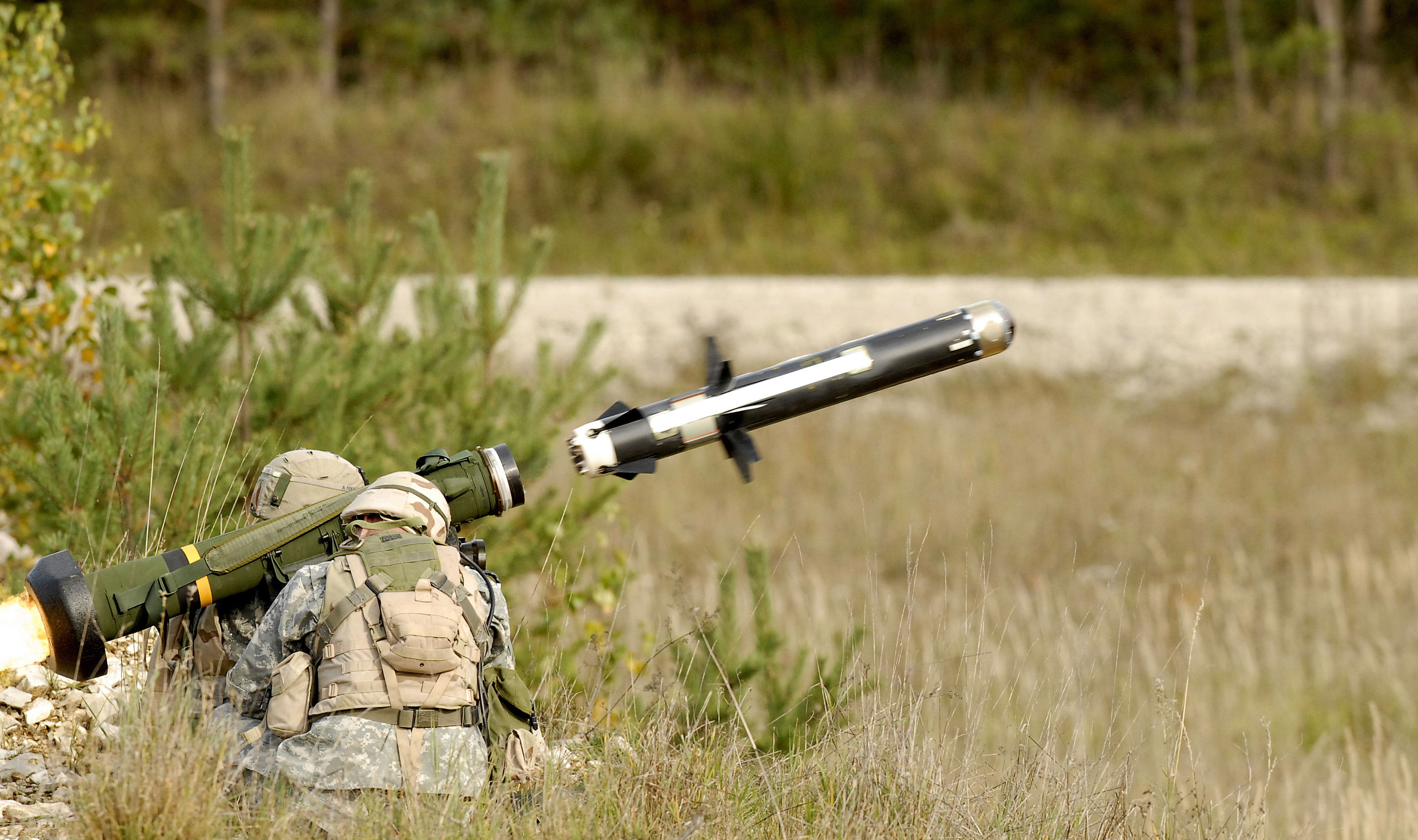 Le forze armate ucraine hanno mostrato in video come Javelin distrugge i veicoli da combattimento della fanteria russa Le forze armate ucraine hanno mostrato in video come Javelin distrugge i veicoli da combattimento della fanteria russa