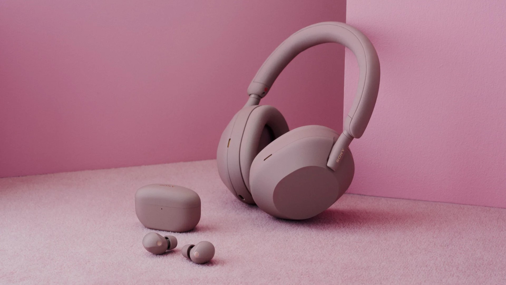 Sony ha presentato le sue cuffie di punta della serie 1000XM5 in una nuova colorazione Sony ha presentato le sue cuffie di punta della serie 1000XM5 in una nuova colorazione