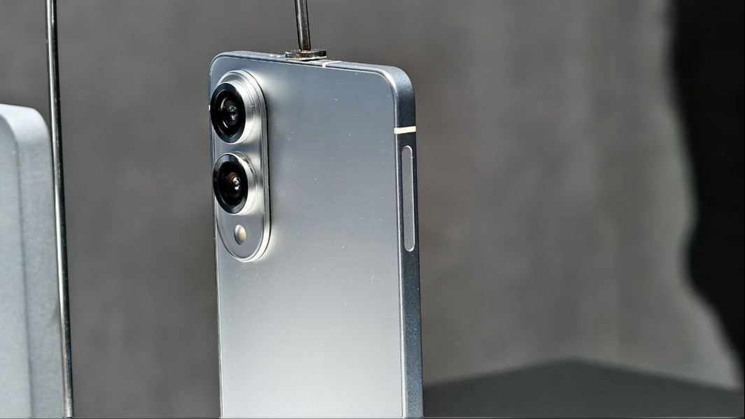 Scoprite le caratteristiche all'avanguardia del nuovo Samsung Galaxy S25 Edge Svelare il futuro: Samsung Galaxy S25 Edge rivoluzionerà gli smartphone