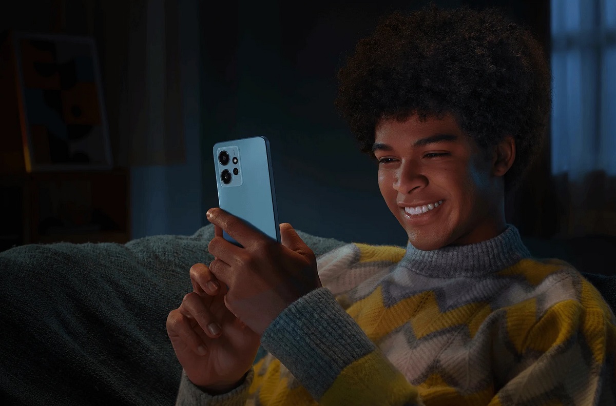 Snapdragon 695, batteria da 6000mAh e ricarica da 67W: svelate le prime specifiche del Redmi Note 13