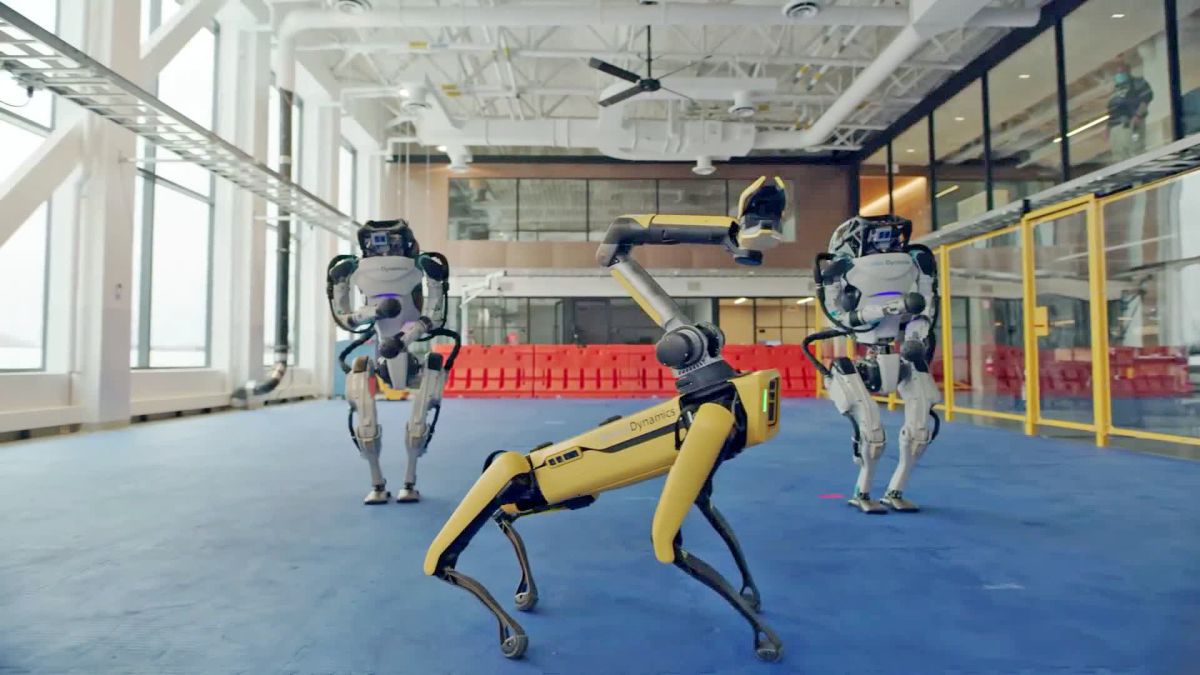 Hyundai investe 400 milioni di dollari in nuovi robot Boston Dynamics Hyundai investe 400 milioni di dollari in nuovi robot Boston Dynamics