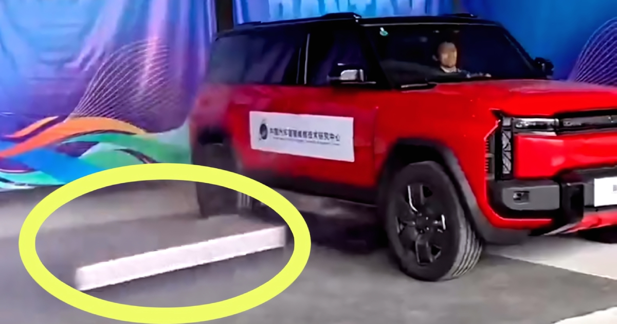 Cosa sorprende del nuovo sistema di espulsione delle batterie: tutti i dettagli