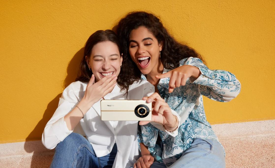 realme 11 Pro con Dimensity 7050, display a 120Hz e fotocamera da 100MP è in vendita in Europa a 400€.