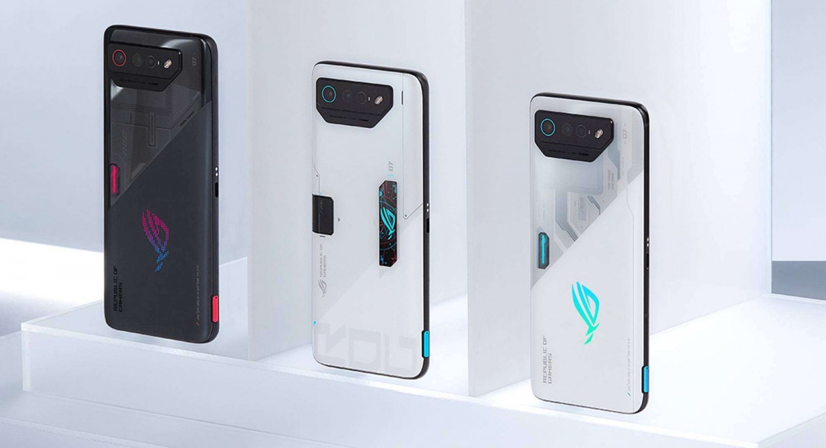 ASUS ROG Phone 7 Pro è lo smartphone più potente al mondo secondo AnTuTu ASUS ROG Phone 7 Pro è lo smartphone più potente al mondo secondo AnTuTu