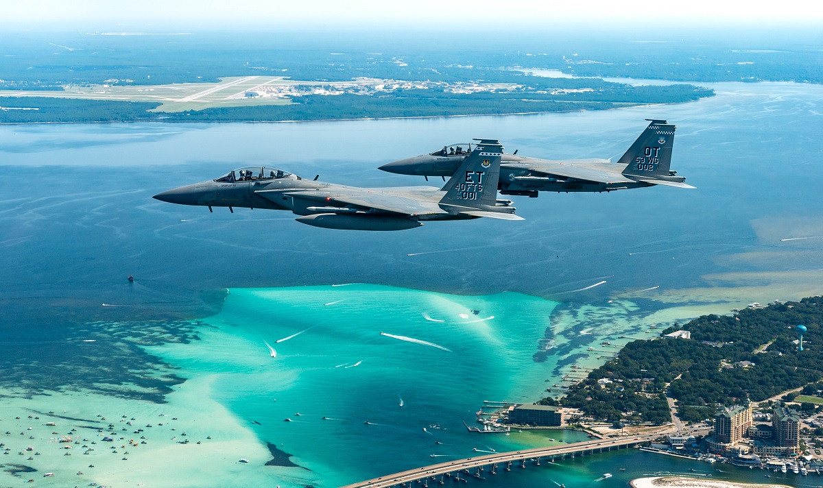 L'aeronautica militare statunitense pagherà quasi 10 miliardi di dollari per i caccia F-15EX Eagle II modernizzati: il valore dell'aereo è di 94 milioni di dollari L'aeronautica militare statunitense pagherà quasi 10 miliardi di dollari per i caccia F-15EX Eagle II modernizzati: il valore dell'aereo è di 94 milioni di dollari