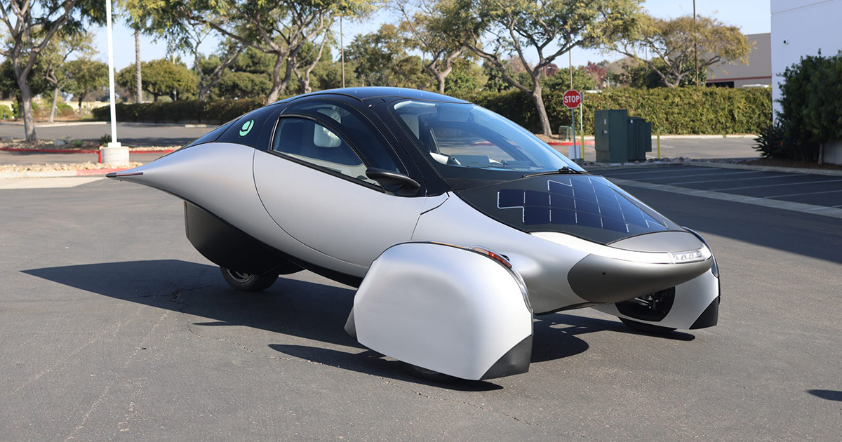 Aptera sEV: l'alba della mobilità solare e del trasporto sostenibile Aptera sfrutta il sole: Svelato il veicolo elettrico solare che ridefinisce i percorsi dei pendolari