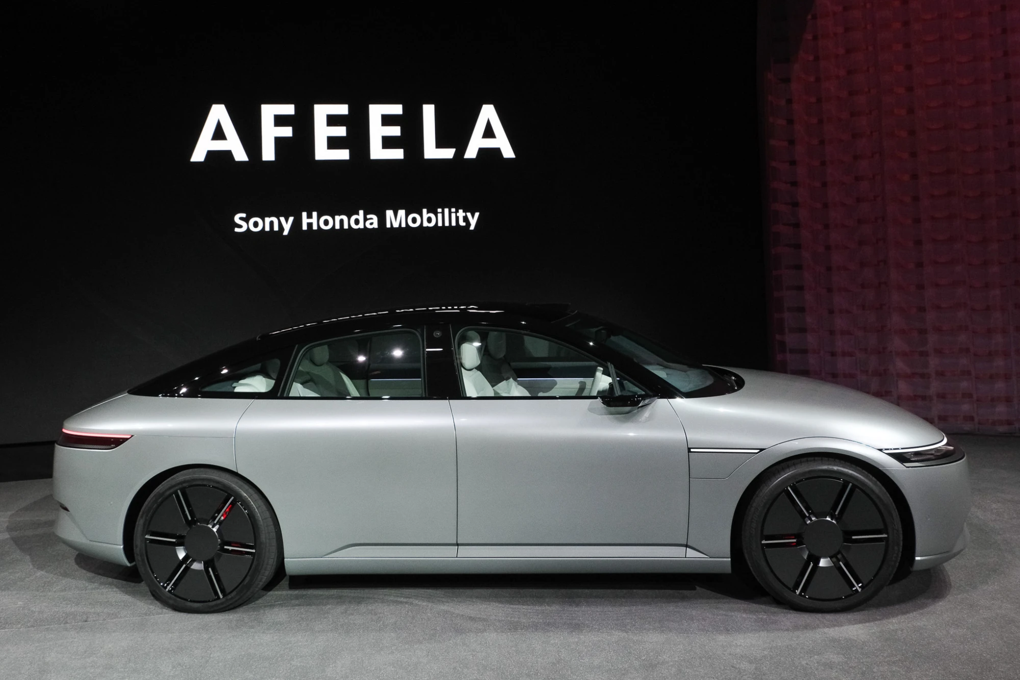 Sony ha mostrato un prototipo dell'auto Afeela, che apparirà nel 2026 Sony ha mostrato un prototipo dell'auto Afeela, che apparirà nel 2026