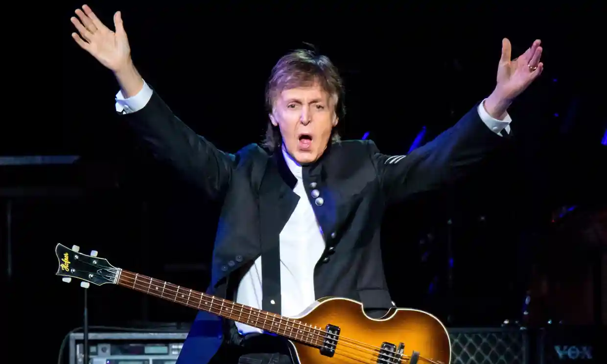 Paul McCartney chiarisce che non c'è nulla di artificiale nella canzone dei Beatles creata dall'AI Paul McCartney chiarisce che non c'è nulla di artificiale nella canzone dei Beatles creata dall'AI