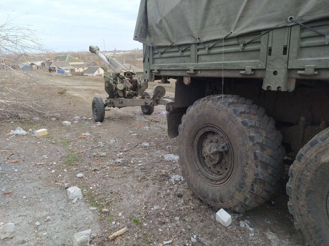L'esercito ucraino ha dimostrato in azione il sistema di artiglieria Nona-K catturato, che è stato preso dai russi L'esercito ucraino ha dimostrato in azione il sistema di artiglieria Nona-K catturato, che è stato preso dai russi