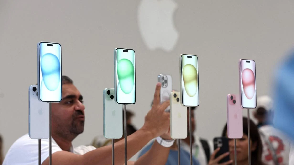 Le vendite di iPhone in Cina continuano a calare Le vendite di iPhone in Cina continuano a calare