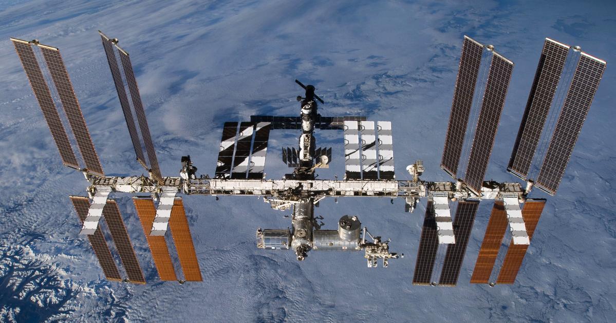 Alcuni detriti della Stazione Spaziale Internazionale cadono sulla Terra Alcuni detriti della Stazione Spaziale Internazionale cadono sulla Terra