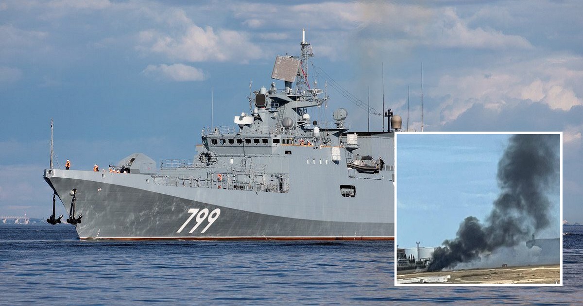 Nave da guerra russa... I droni della Marina hanno colpito almeno tre navi russe, tra cui la nuova nave ammiraglia Admiral Makarov, che ha sostituito l'incrociatore Moscow Nave da guerra russa... I droni della Marina hanno colpito almeno tre navi russe, tra cui la nuova nave ammiraglia Admiral Makarov, che ha sostituito l'incrociatore Moscow
