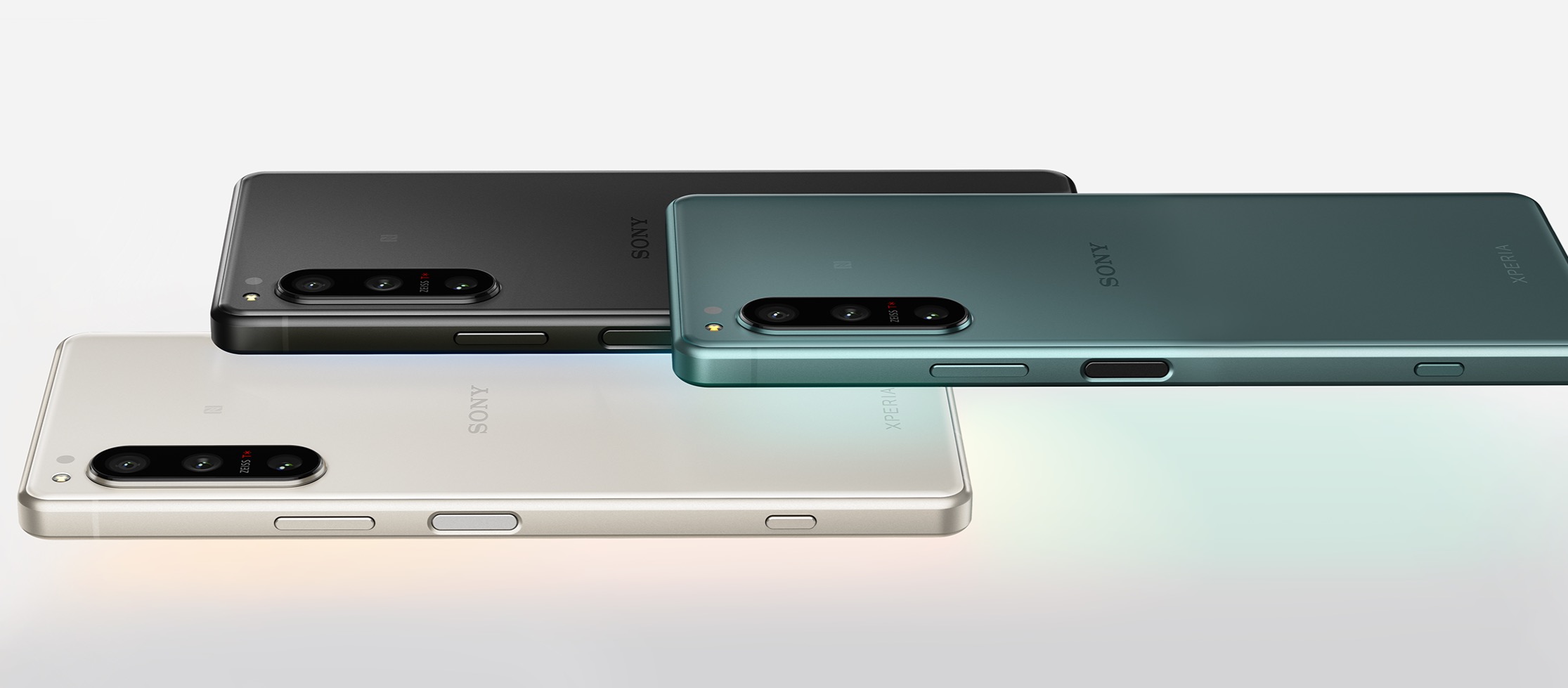Snapdragon 8 Gen 2, 16 GB di RAM e Android 13: svelate le specifiche del Sony Xperia 5 V Snapdragon 8 Gen 2, 16 GB di RAM e Android 13: svelate le specifiche del Sony Xperia 5 V
