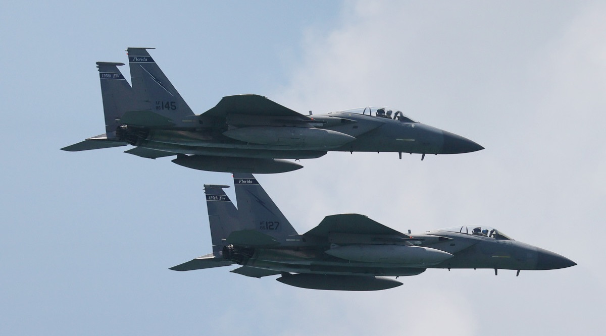 Gli Stati Uniti confermano ufficialmente l'attacco di due caccia F-15E Strike Eagle al deposito di armi iraniano nella Siria orientale Gli Stati Uniti confermano ufficialmente l'attacco di due caccia F-15E Strike Eagle al deposito di armi iraniano nella Siria orientale